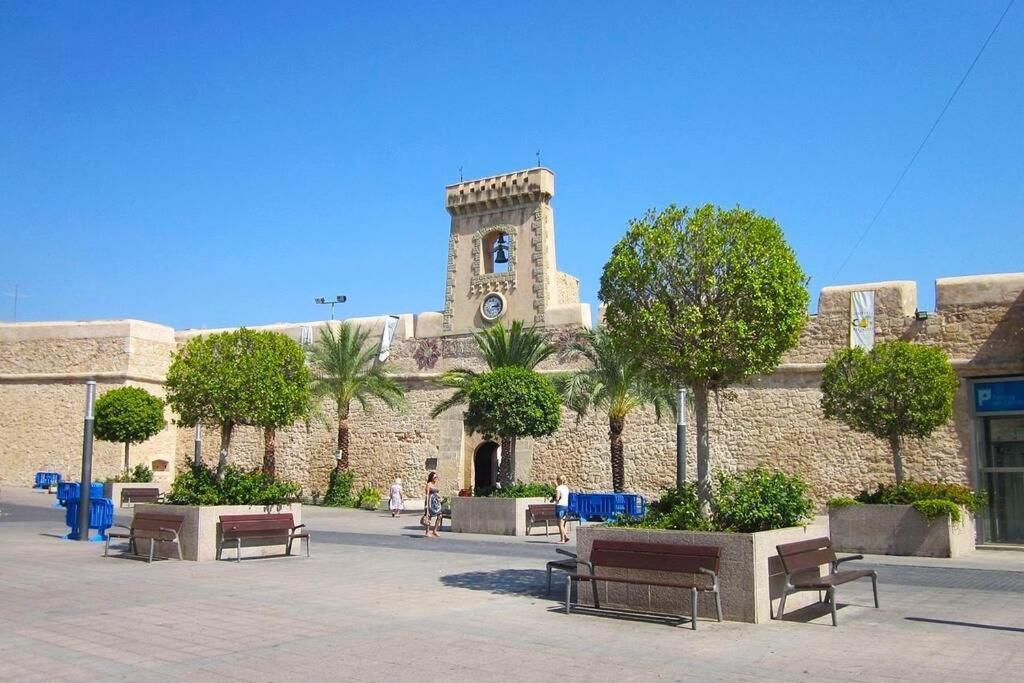 Comodo Apartamento Cerca Del Mar Santa Pola Eksteriør bilde